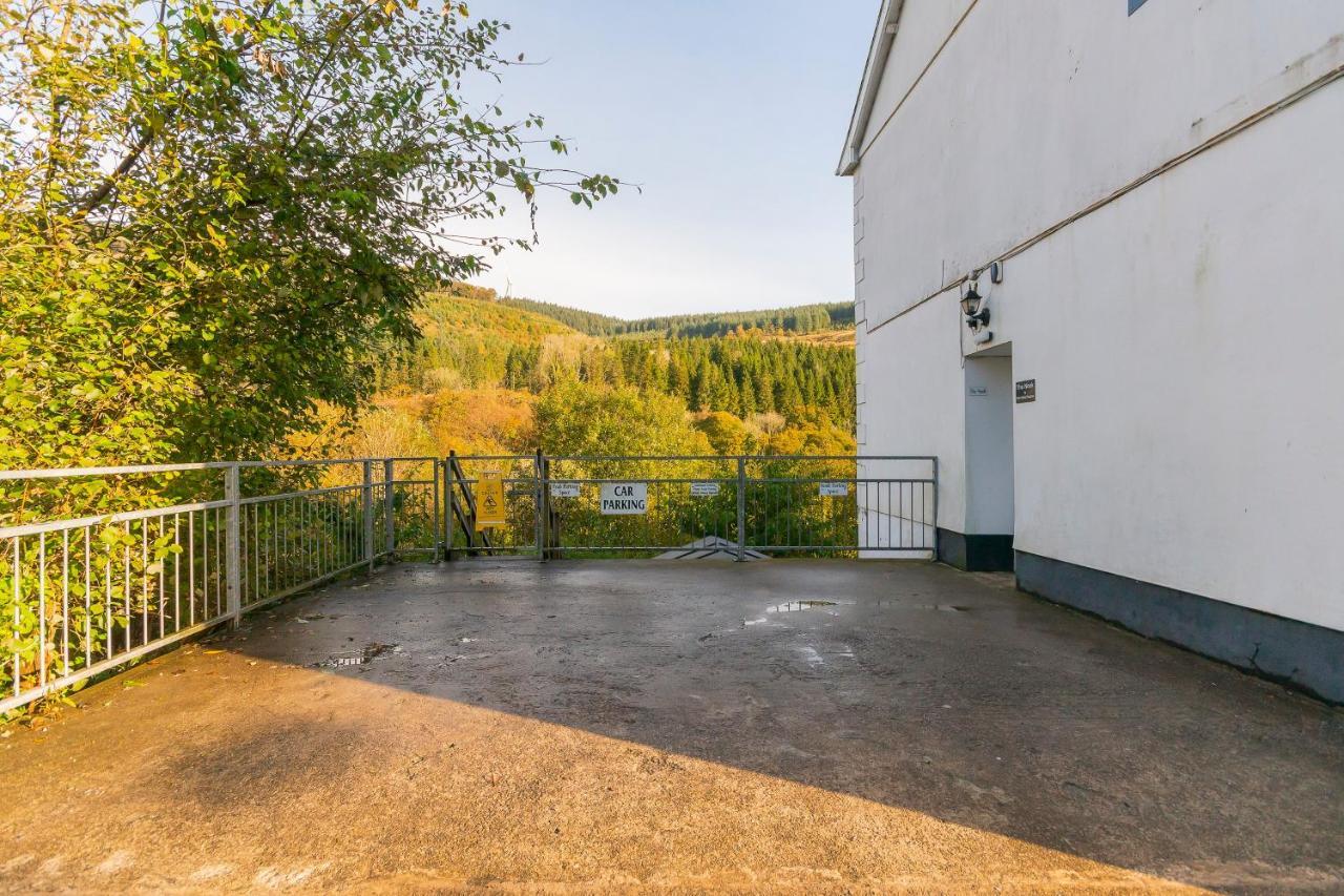 The Nook In The Afan Forest Bike Park By Staystaycations Port Talbot Zewnętrze zdjęcie